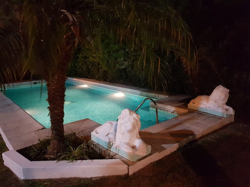 Imagen 9 de 14 de Vendo Chalet 2 Pisos Climatizado En Todos Los Ambientes