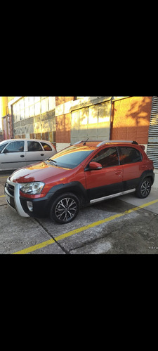 Toyota Etios 1.5 Cross