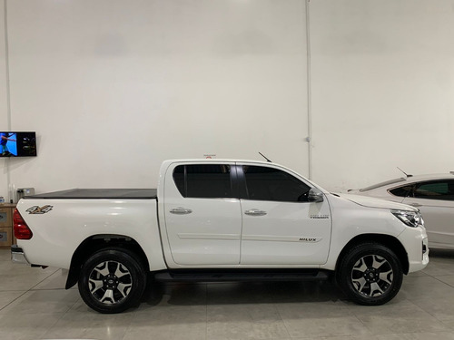 Imagem 4 de 19 de Toyota Hilux 2.8 Tdi Srx Cab Dupla 4x4 Aut (4 Pneus Novos)