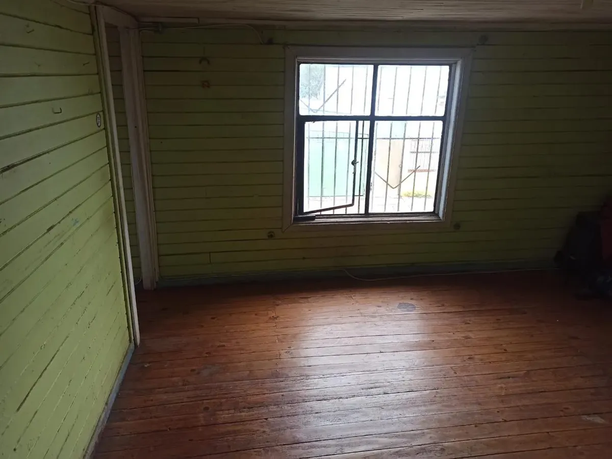 Imagen 4 de 15 de Venta De Casa A Pasos De Laguna Lo Mendez