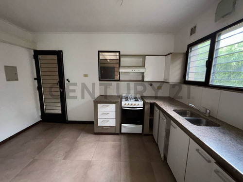 Calle 478 Entre 26 Y 27, City Bell | Duplex 2 Dormitorios.