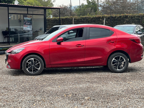 Mazda 2 Grand Touring Lx Sedan