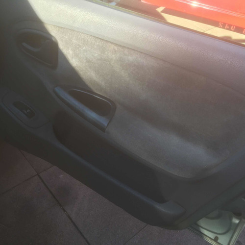 Imagen 4 de 12 de Renault Megane Rxe 5 Ptas 2.0