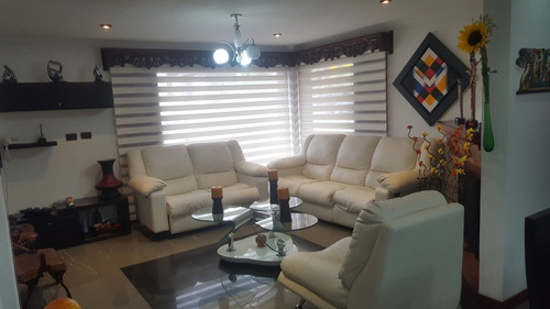 Venta Casa Esquinera La Camelia, Manizales Cod 402668