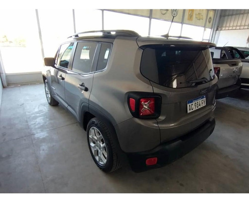 Jeep Renegade Sport 1.8
