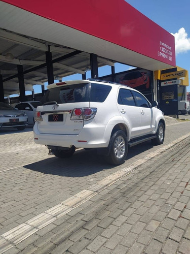Toyota Hilux Sw4 3.0 Srv 4x4 7 Lugares 16v Turbo