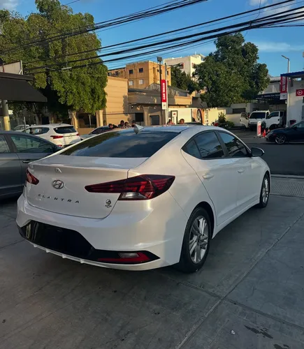 Hyundai Elantra Sel 2019