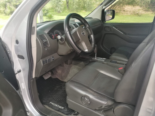 Nissan Frontier Le 4x4 5at Luxe Pick-up Cabina Doble 2011