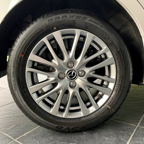 Imagen 9 de 11 de Mazda 2 Sedan Grand Touring Lx Blanco