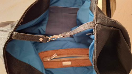 Cartera Grande De Cuero Marca Lázaro Azul Marino. Usada Azul Marino Lisa Níquel Blanco Y Azul Marino (Usado)