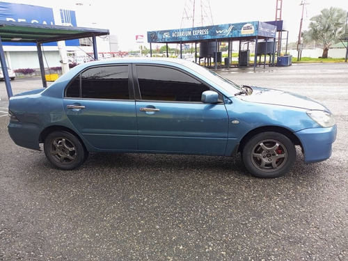Imagen 4 de 15 de Mitsubishi Lancer Glx