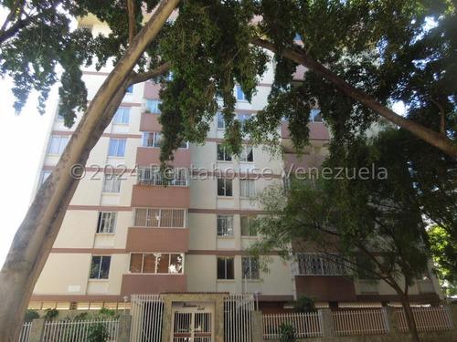 Apartamento En Venta  En El Marques 24-16613 Yf