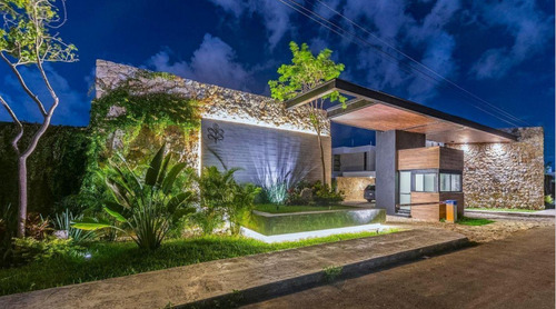 Terreno En Venta En Mérida, Privada Simaruba, Temozón Norte