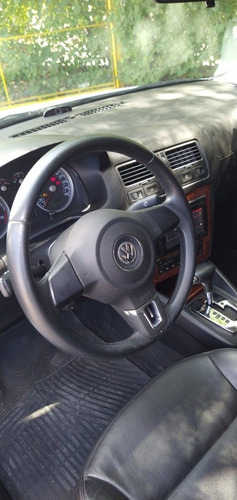 Volkswagen Bora 1.8 Highline T Tiptronic Cuero 2012