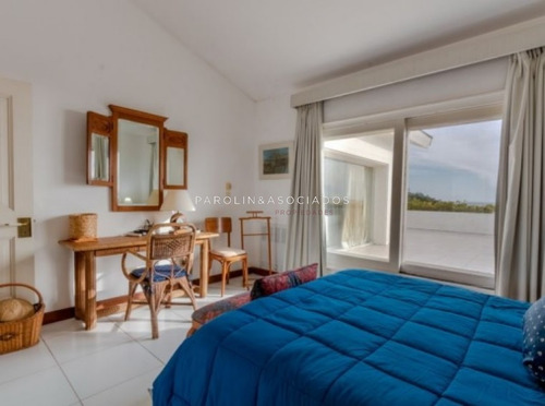 Imagen 11 de 18 de Exepcional Casa En Venta De 4 Dormitorios En Peninsula Punta Del Este - Ref: 5120