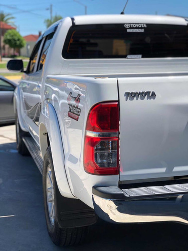 Toyota Hilux 3.0 Cd Srv I 171cv 4x4 2012