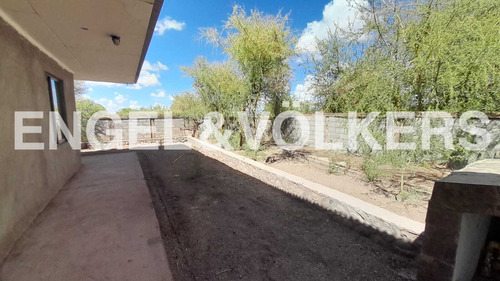 Atractiva Casa En Parcela Ayllu De Solor
