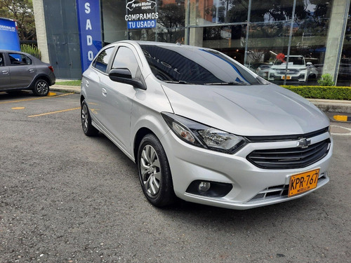 Imagen 9 de 13 de Chevrolet Joy Black 1.4 Hb M/t