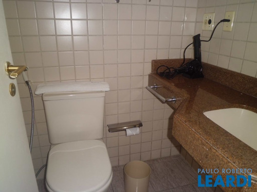 Imagem 9 de 10 de Flat - Itaim Bibi - Sp - 482306