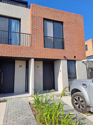 Departamento En Venta - 2 Dormitorios 2 Baños - Cochera - 118mts2 - Dique Luján, Tigre