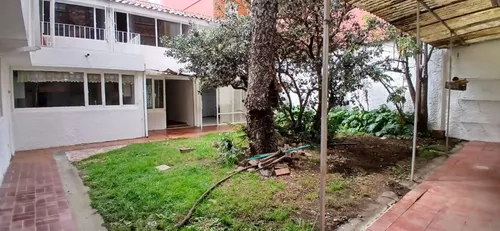 Casa En Arriendo/venta En Santa Paula. Cod A16350