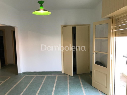 Imagen 5 de 12 de Local En Venta O Permuta Ubicado En Moreno, Moreno