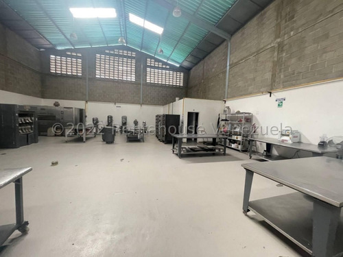 Imagen 23 de 30 de Edificio Comercial En Alquiler En El Centro De Barquisimeto Lara, 04245937542
