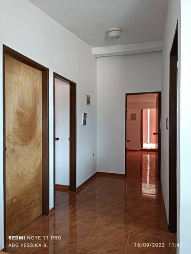Imagen 12 de 12 de En Venta Hermosa Quinta En Los Overos, Urb. Agua Miel - La Encrucijada