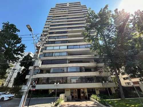 Departamento En Venta De 6 Dorm. En Vitacura. 4 Estac, 2 Bod