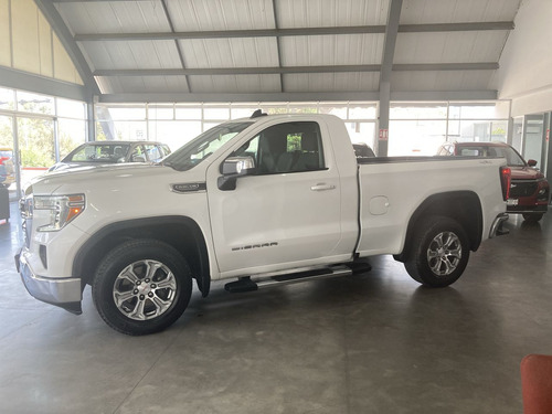 GMC Sierra 5.3 SLE Cabina Regular 4x4 At