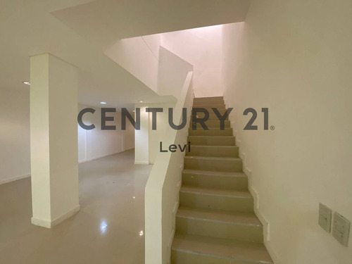 Imagen 7 de 11 de Alquiler Local Comercial 8 Mts Frente - $390.000 Paquete Retiro Plaza San Martin