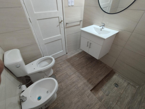 Imagen 5 de 9 de Alquiler De Apartameto 1 Dormitorio Con Patio En Pocitos, Montevideo