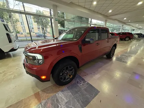 Ford Maverick 4p Lariat Tremor High L4/2.0/T Aut