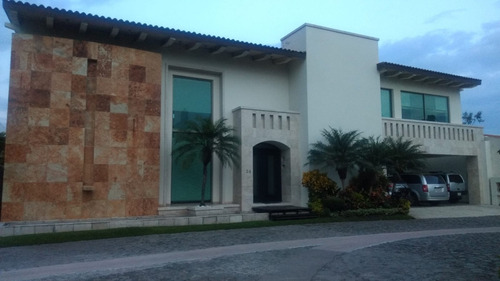 Venta Casa En Fraccionamiento Kloster Sumiya