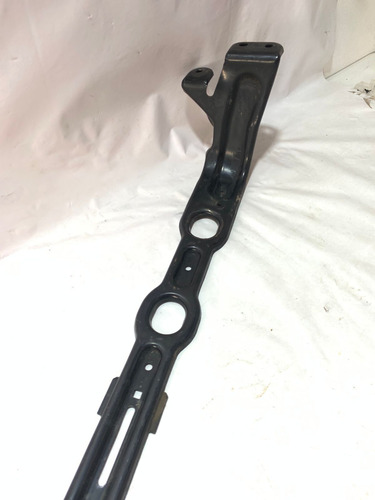 Soporte Inferior Radiador Ford Focus 2002 Zx3 Svt 2001-2004 (Usado)