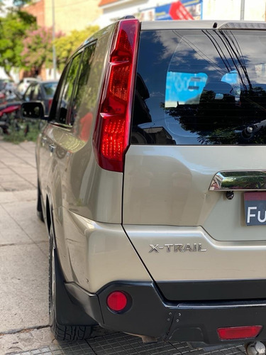 Nissan X-trail 2.5 Visia 6mt