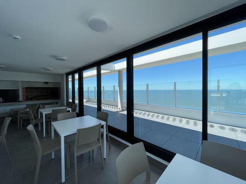 Imagen 10 de 14 de Excelente Apartamento 2 Dormitorios Frente Rambla Malvín -lyra #407