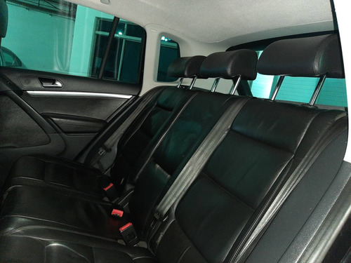 Imagem 9 de 15 de Volkswagen Tiguan 2.0 Tsi Turbo Tiptronic Automatico Couro