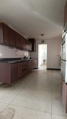 Apartamento En Venta En La Urb. Los Palos Grandes. Km