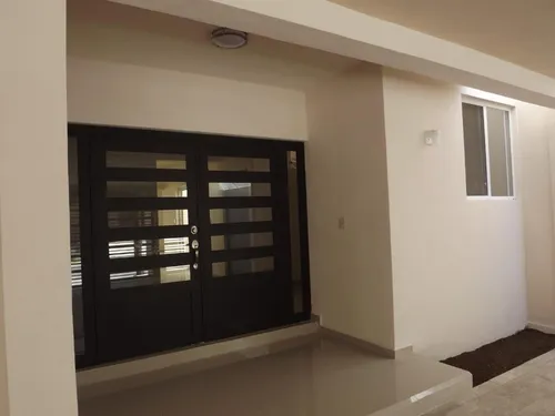 Casa En Venta En Del Paseo Residencial