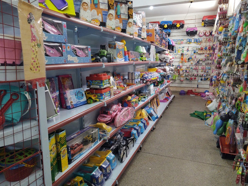 Mini Mercado E Variedades 230 Metros Quadrados