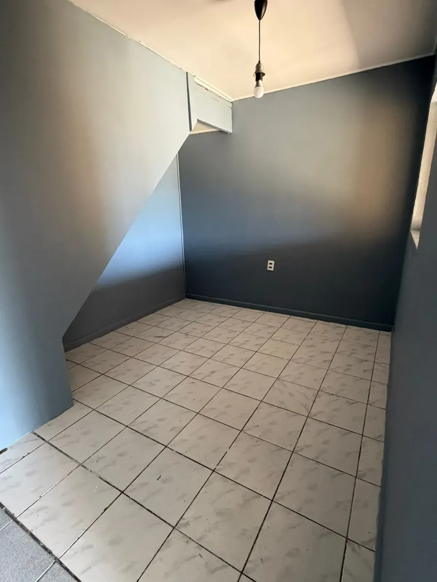 Imagen 4 de 5 de Se Vende Amplia Casa En Avenida Alonso De Ercilla En Chillan