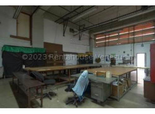 #24-4774 Edificio Industrial En San Martin