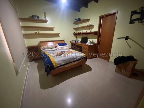 Venta De Casa En Santa Paula Jlrp Mls 25-17500