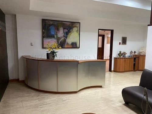 Imagen 2 de 15 de Bella Oficina De Lujo En Alquiler- Prados Del Este. Mls #22-13054. Vanessa Sayago. 04125866548