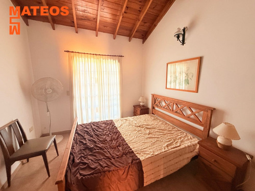 Venta Triplex Al Frente Con Vista Al Mar En Mar Del Tuyú Calle 84 E/ Costanera Y 1 Uf 3
