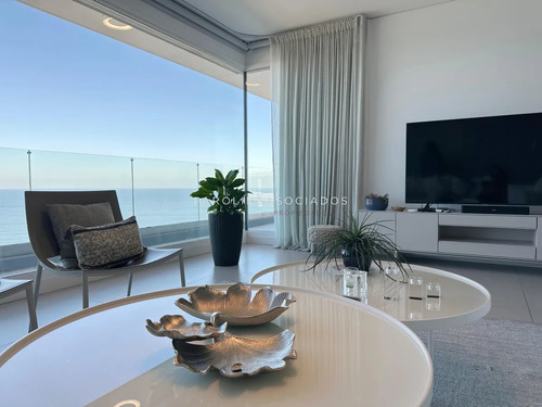 Departamentp En Venta En Edificio Le Parc Lll. Playa Brava; Punta Del Este
