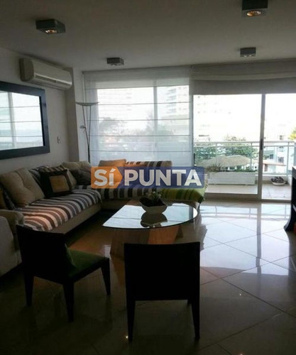 Imagen 4 de 8 de Apartamento En Playa Brava