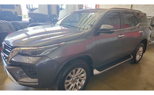 Toyota Hilux SW4 2.8 Srx 177cv 4x4 7as At
