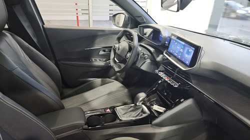 Peugeot 2008 1.0T Gt